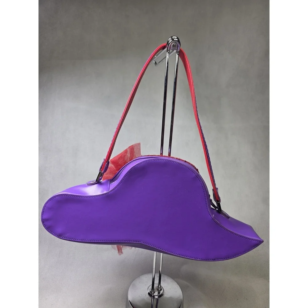 Sandol red hat